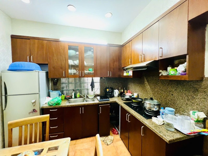 Cho thuê nhà ở hộ gia đình ngõ 121 Kim Ngưu, 3 tầng x 50m2, 3 ngủ, 12 Triệu