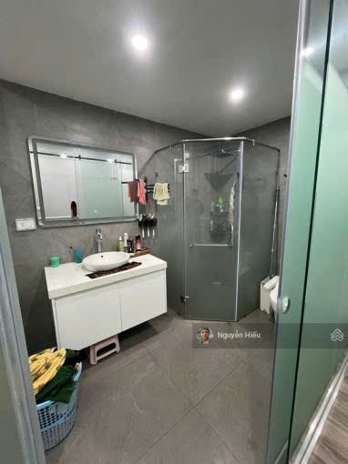 CC Cần bán gấp căn nhà 7 tầng - hiện đang vừa ở vừa tự kinh doanh thẩm mỹ tại phố Chùa Láng, Đống