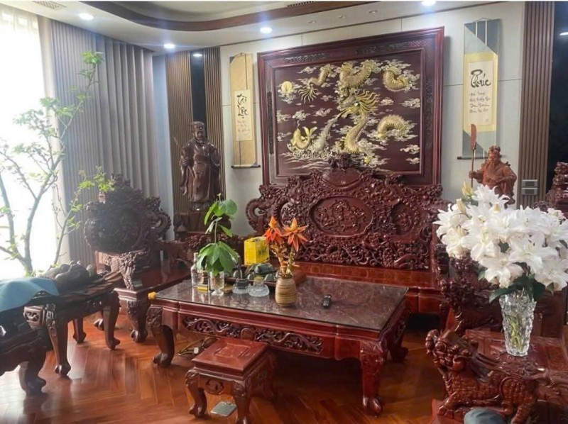 BÁN NHÀ HOÀNG QUỐC VIỆT, PHÂN LÔ, ÔTÔ VÀO NHÀ, DÂN XẤY 5 TẦNG, 68M2 NHỈNH 15 TỶ