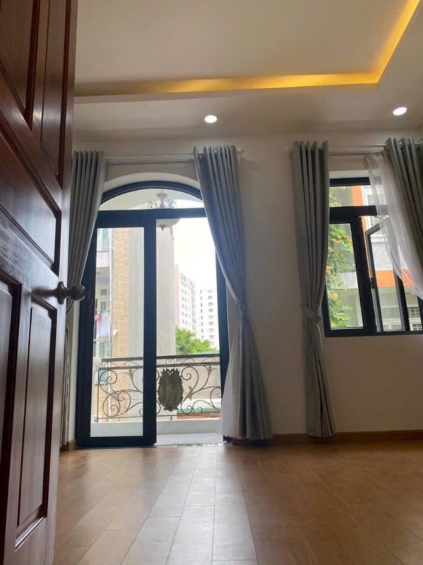 Bán nhà 52m², 4PN, 5WC, 3 tầng, Linh Đông, Thủ Đức - 6.9 tỷ
