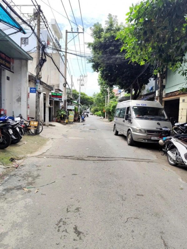 Bán nhà Mặt tiền Đường B - Khu ADC - ngay Nguyễn Thoại Ngọc Hầu, 5.3x22m, C4, 11,2 tỷ.