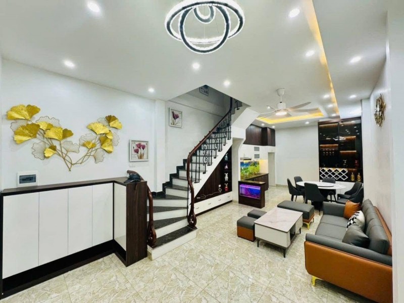 NHÀ ĐẸP PHƯƠNG MAI - TRUNG TÂM ĐỐNG ĐAI – ÔTÔ ĐỖ CỬA – XE TẢI CÁCH 30M – GIÁ 11 TỶ