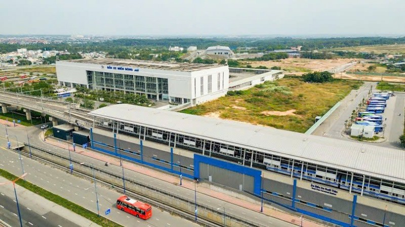 CHÍNH CHỦ CẦN BÁN LÔ ĐẤT VỊ TRÍ ĐẮC ĐỊA - MẶT TIỀN ĐƯỜNG HOÀNG HỮU NAM Tp Thủ Đức, TPHCM