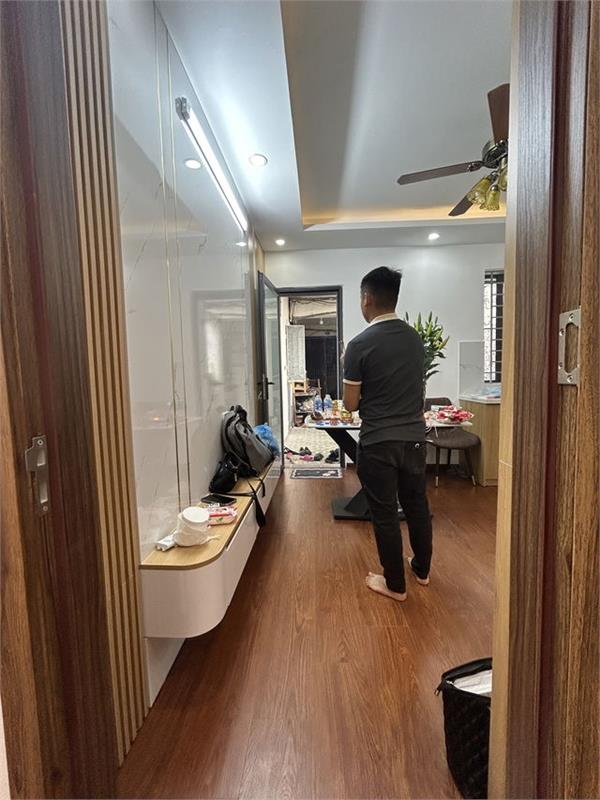 HOT SIÊU HIẾM QUẬN HOÀN KIẾM,PHÓ VỌNG HÀ  CHỈ NHỈNH 3 TỈ CÁCH BỜ HỒ VÀI TRĂM MÉT
