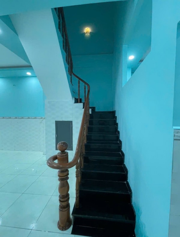 CẦN BÁN NHÀ 1 TRỆT 1 LẦU – Ở NGAY – GẦN TP.HCM-  DT sàn 168m²+ Giá bán: 1.9 tỷ (Thương lượng)