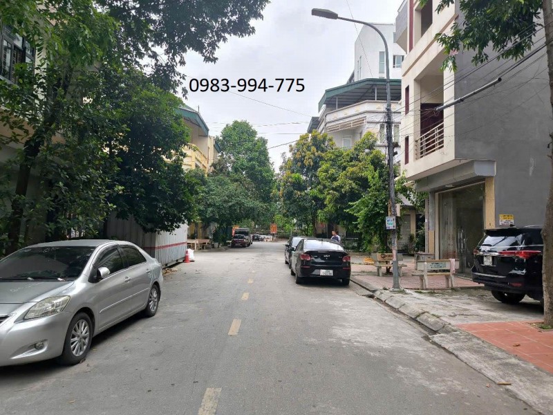BÁN ĐẤT GIA ĐÔNG, THUẬN THÀNH. 78M2 * MT 5,8M * 2,15 TỶ. ĐƯỜNG Ô TÔ, GẦN PHỐ.