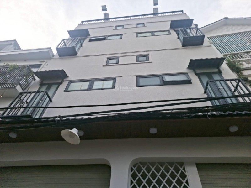 Bán gấp CHDV gần trường ĐH Marketing, quận 7 dòng tiền gần 70tr/th, ngang 7m, Hoàn công đủ, nhỉnh