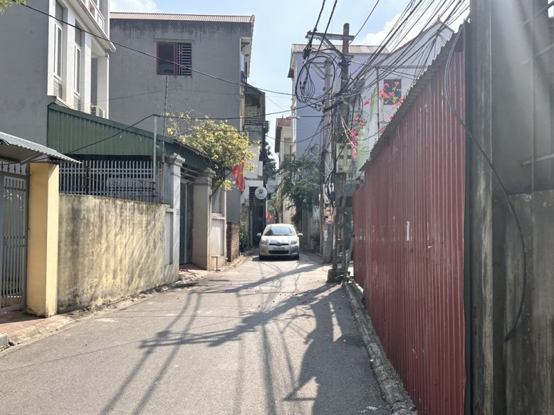 Bán lô đất 2 mặt thoáng mặt ngõ ô tô 7 chỗ vào ra đất tại Đa Tốn Gia Lâm