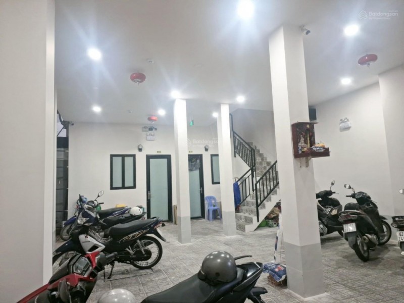 Bán gấp CHDV trường ĐH Marketing, quận 7, dòng tiền gần 70tr/th, ngang 7m, Hoàn công đủ,nhỉnh 14 tỷ