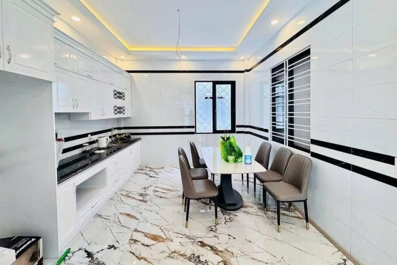 Cơ Hội Sở Hữu Ngay Nhà đẹp 3 Tầng Trung Tâm – Khu Nam Phát 1 Giao Lạch Tray, Văn Cao, Ngô Quyền,