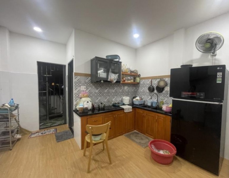**Bán nhà HXH Bàu Cát** phường 12, quận Tân Bình; (4*33) 2 tầng, kế khu K300