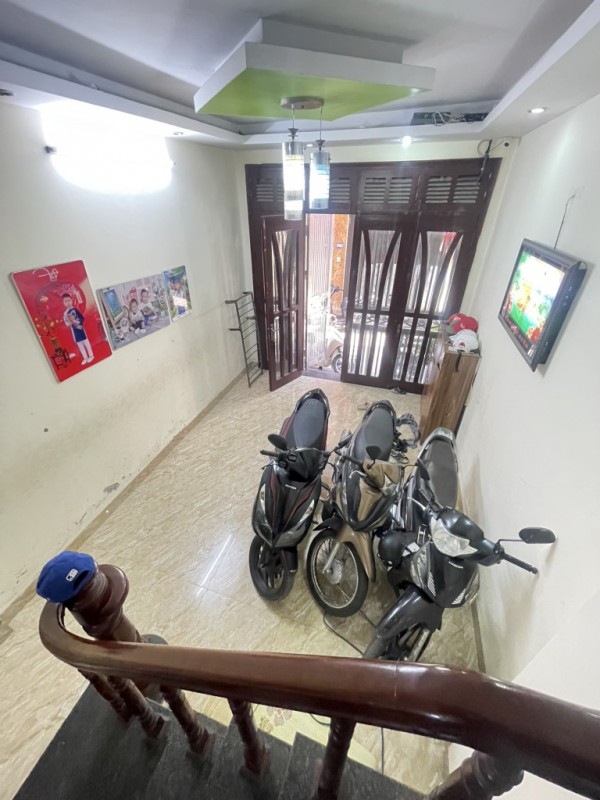 BÁN NHÀ 337 ĐỊNH CÔNG-GẦN PHỐ-RỘNG NỞ HẬU-38M-4 TẦNG-4PN GIÁ 7 TỶ