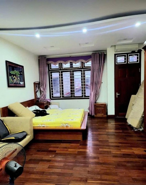 BÁN NHÀ 18 ĐỊNH CÔNG THƯỢNG-TRẦN HOÀ-38M-4T-MẶT TIỀN RỘNG 4,5-GIÁ 6.8 TỶ