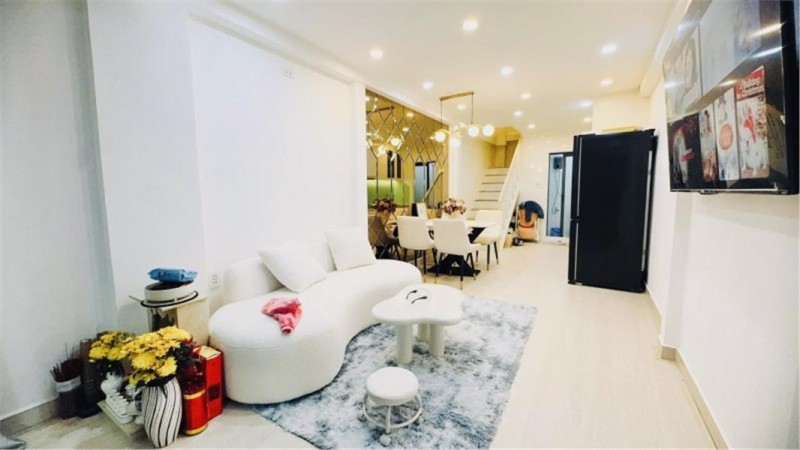 NHÀ MỚI XÂY ĐẸP NGUYỄN TRI PHƯƠNG, Q10 – NỞ HẬU, DT 29M²
