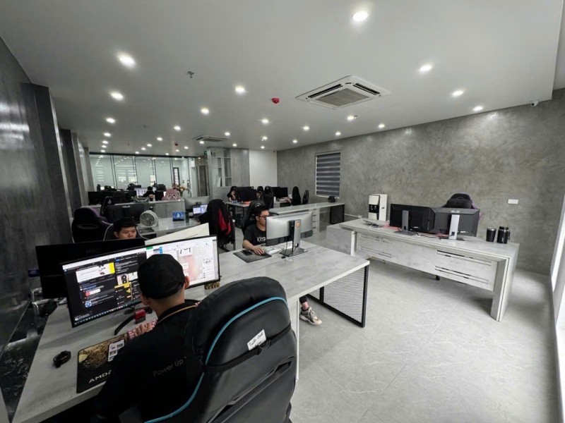 BÁN NHÀ HOÀNG QUỐC VIỆT, PHÂN LÔ, ÔTÔ TRÁNH, VỈA HÈ KINH DOANH, 70M2 CHỈ 24 TỶ