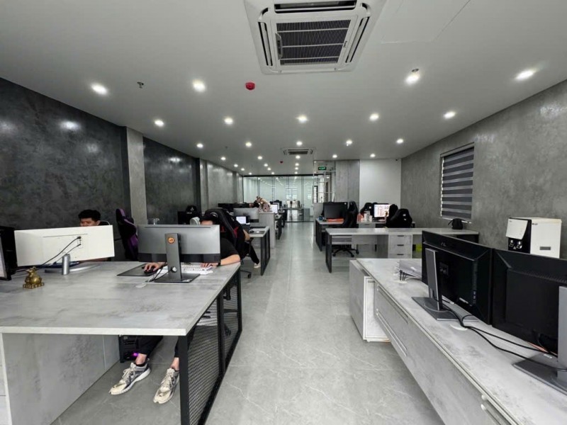 BÁN NHÀ HOÀNG QUỐC VIỆT, PHÂN LÔ, ÔTÔ TRÁNH, VỈA HÈ KINH DOANH, 70M2 CHỈ 24 TỶ