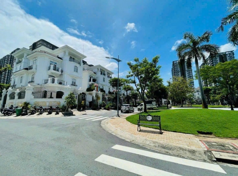 CHÍNH CHỦ CẦN BÁN GẤP BIỆT THỰ KHU CITYLAND RIVERSIDE TÂN PHÚ -QUẬN 7