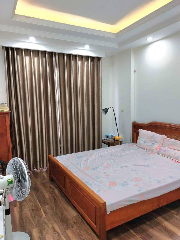 Bán nhà 3T Gia Quất, 50m x 4m oto tránh kinh doanh, lô góc chỉ 9 tỷ còn tl. LH 0936123469