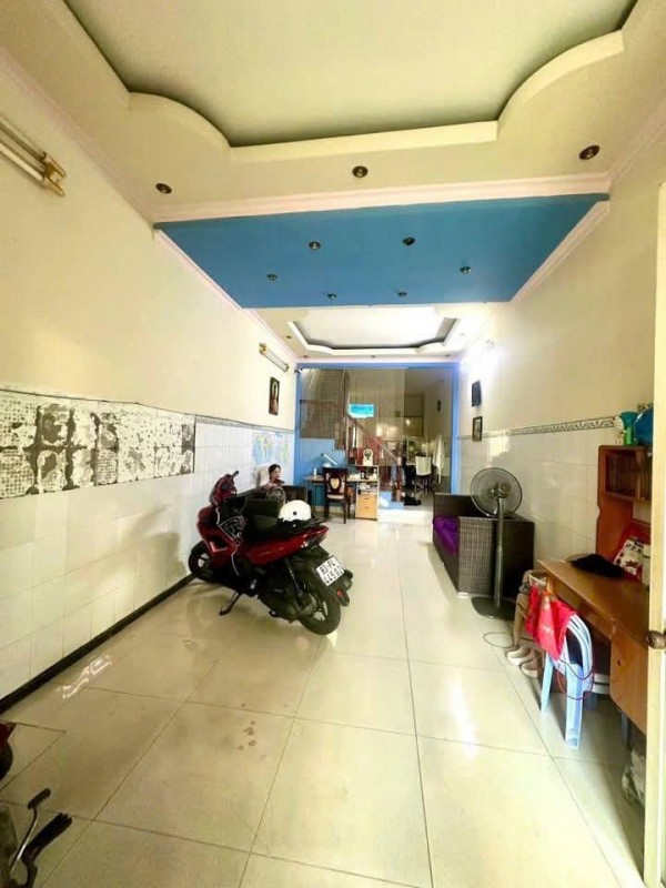 Bán nhà Hòa Hảo Quận 10 giá tốt, 4 tầng 40m2 với giá 6.3