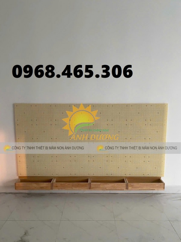 Bàn chơi lắp ghép lego trẻ em, tường gắn lego trẻ em