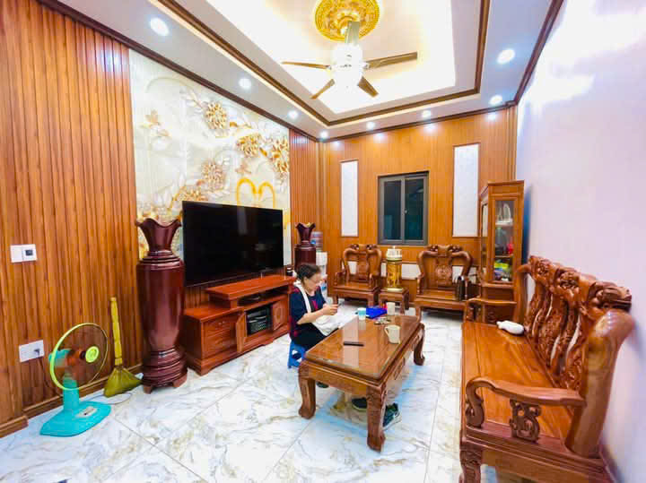 HÀNG ĐỘC Mặt Phố , 87m2 giá 29  tỷ, tại Tây Sơn Đống Đa, Hà Nội