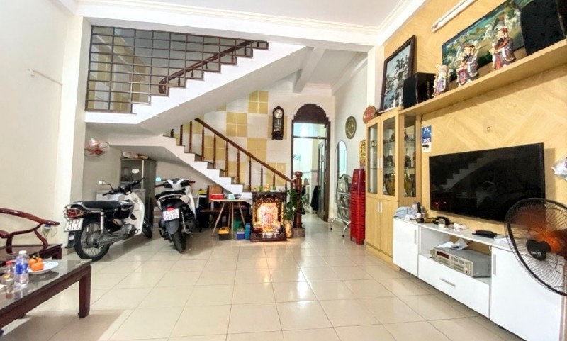 Bán nhà đẹp 2 tầng Hòa Cường Bắc, vào ở ngay