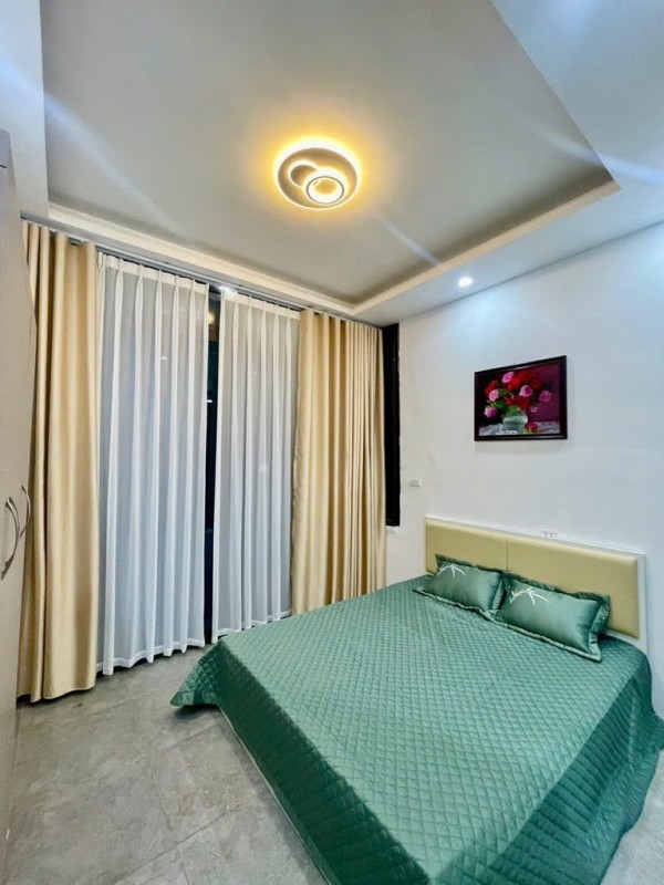 BÁN NHÀ 3 TẦNG, TÂN MAI - HOÀNG MAI, NHỎ XINH ĐỦ CÔNG NĂNG - GIÁ 2 TỶ HƠN