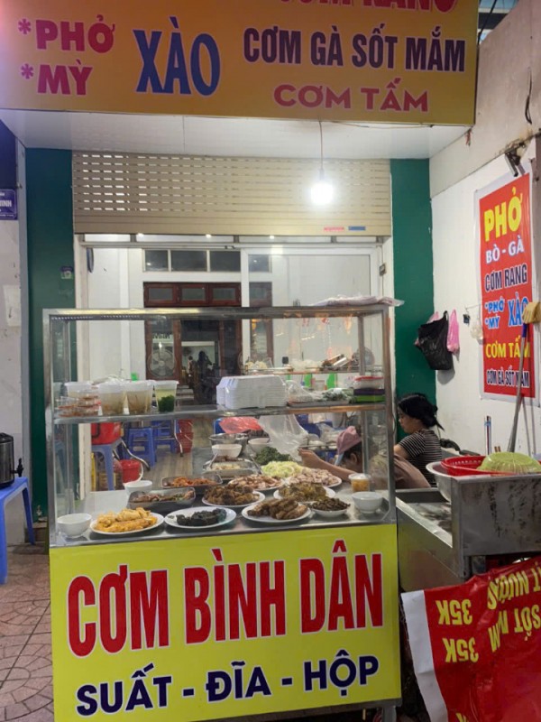 Sang nhượng quán cơm bình dân tại 42 Phú Lương, Hà Đông