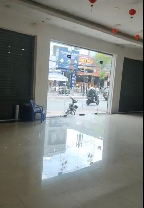 MBKD Lê Văn Quới 320m2(17x18) vị trí đắc địa thích hợp KD đa ngành.