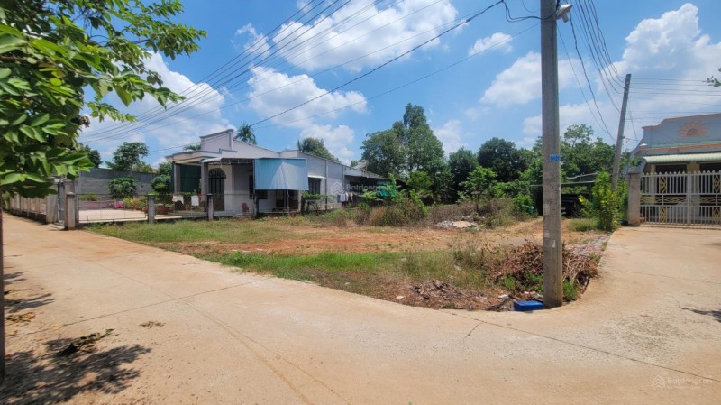 Bán đất 10x42m Ngãi Giao sát Trần Hưng Đạo, gần chợ, dân cư đông, 2,3 tỷ TL