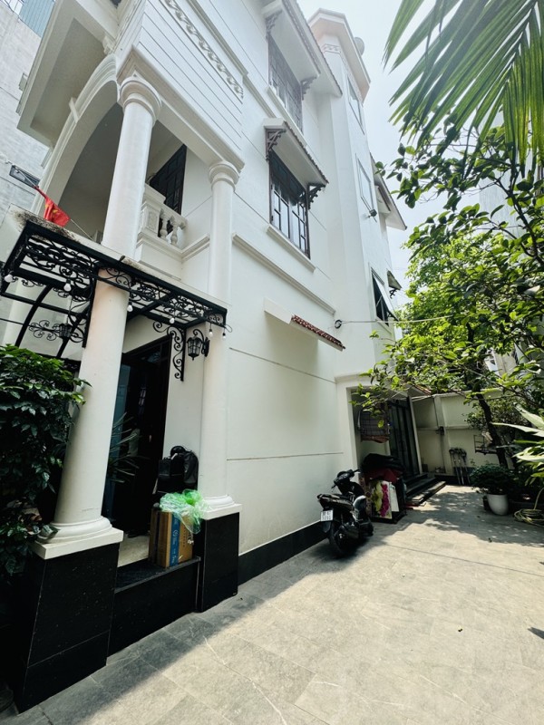 BÁN NHÀ NGỌC THỤY 25 tỷ 200m MẶT TIỀN 12m NGÕ THÔNG,LONG BIÊN