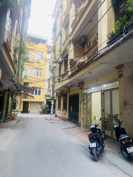 SIÊU PHẨM NHÀ ĐẸP – PHÂN LÔ Ô TÔ – MẶT TIỀN KHỦNG – GIÁ TỐT NHẤT KHU VỰC !