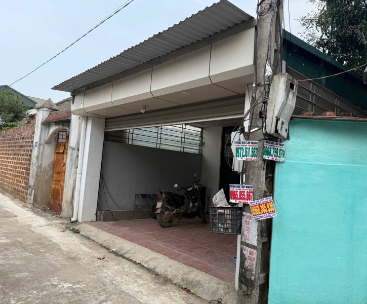 Mua đất được nhà chỉ xách vali đến ở liền 
+ Cần tiền bán nhanh 114,6m thôn Yên Mỹ, xã Bình Yên