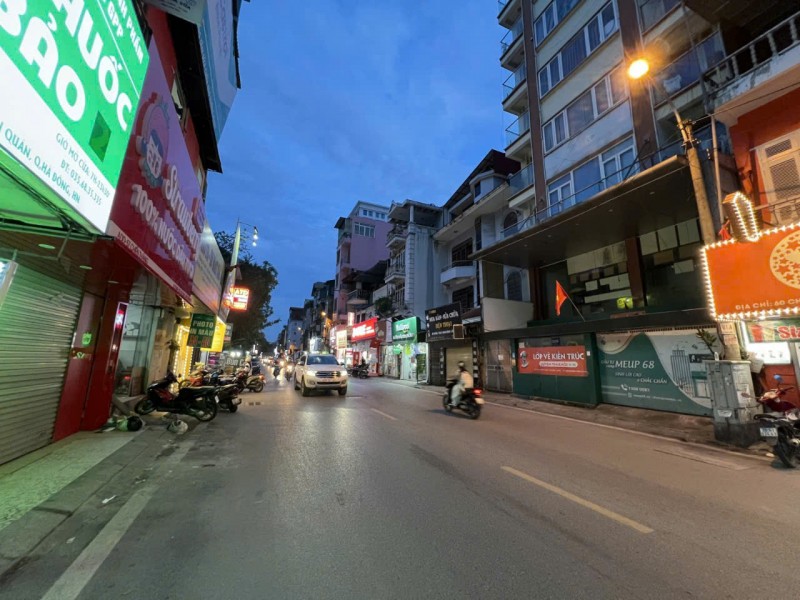 BÁN NHÀ MẶT PHỐ CHIẾN THẮNG- VĂN QUÁN - HÀ ĐÔNG, 70 M2, MẶT TIỀN 5M, GIÁ 25 TỶ.
