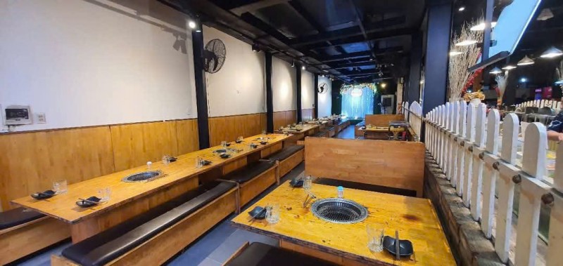 Gò Vấp ! SANG QUÁN BUFFET Những chàng trai Liên hệ: 0906 480 082