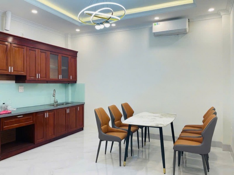 NHÀ CHÍNH CHỦ - GIÁ TỐT - Vị Trí Đẹp Tại Phúc Lợi
