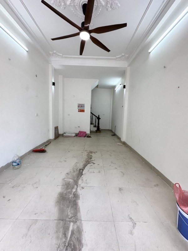 Bán nhà phân lô Đền Lừ  vỉa hè ô tô tránh vị trí kinh doanh đắc địa 33m2 giá 14 tỷ