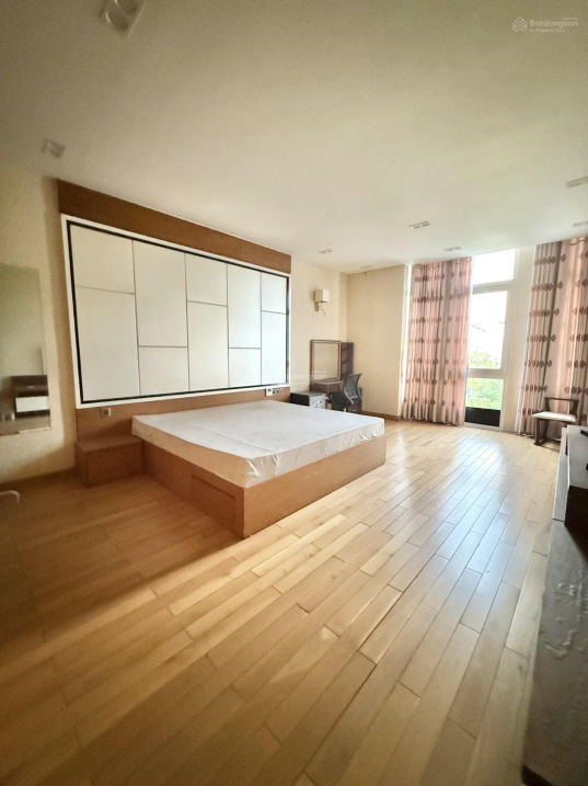 Bán nhà mặt tiền 4 Tầng, 106m2 (4.4x24) Âu Dương Lân, Quận 8, Sổ Hồng hoàn công, 18.5 tỷ