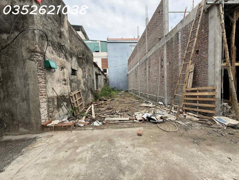 CAO LỖ-THỊ TRẤN ĐÔNG ANH-UY LỖ-4.65 TỶ

TRUNG TÂM - GẦN Ô TÔ- TIỆN ÍCH ĐỦ