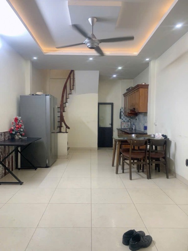 Bán Nhà Khuyến Lương Hoàng Mai 34m 5 Tầng 4 Phòng Sổ Đỏ Giá 5.08 Tỷ