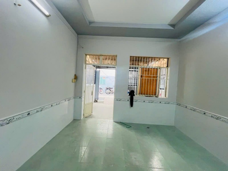 Chủ cần bán nhanh nhà đẹp, giá 3,69 tỷ,  đường TA11.p.Thới An Quận 12.