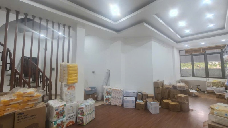 -  Bán nhà Quang Trung 59m NHÀ MẶT PHỐ VỈA HÈ 10M, kinh doanh sầm uất giá 12 tỷ
