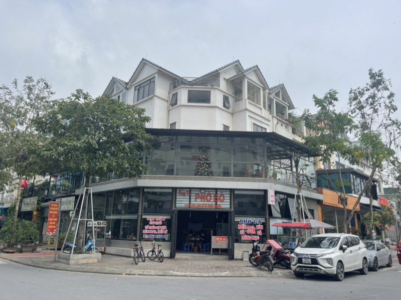 THẠCH BÀN 41 tỷ 150m LÔ GÓC 18m MẶT TIỀN KINH DOANH,LONG BIÊN