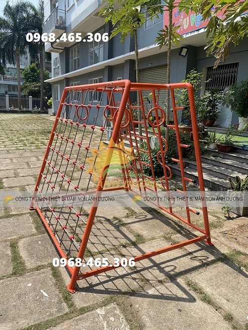 Thang leo sắt trẻ em mầm non, thang leo trẻ em nhập khẩu