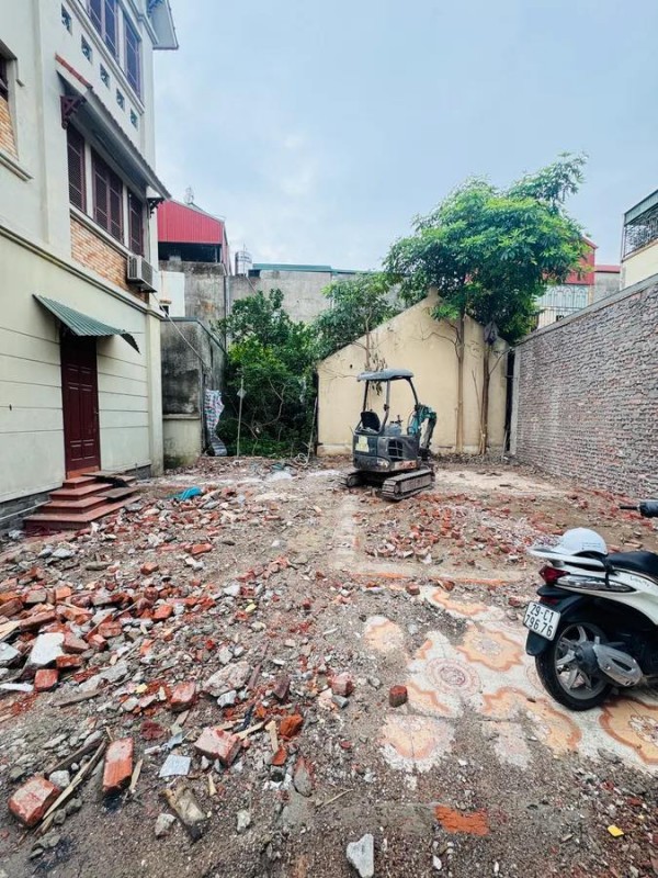 Bán Gấp Lô Đất Phố Nguyễn Văn Linh 80m2, MT 8m, Giá ĐầuTư 7 Tỷ Vài Bước Ra Mặt Phố