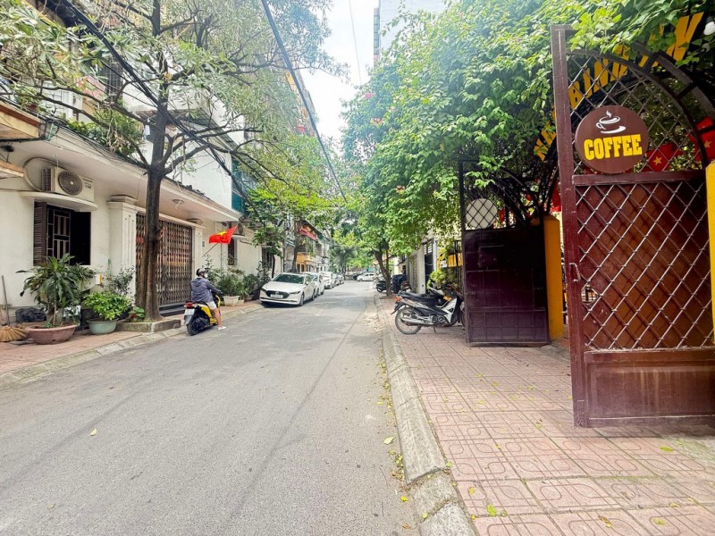 Bán căn hộ Tầng 1 ngõ 208 Giải Phóng, 90m 2N1VS, kinh doanh tốt,  Giá 6,95 tỷ