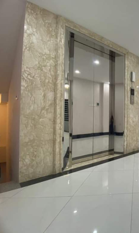 Nhà tôi cho thuê Nhà căn góc, mới, 113m2_ 4T; vỉa hè, Đội Cấn-45 Tr