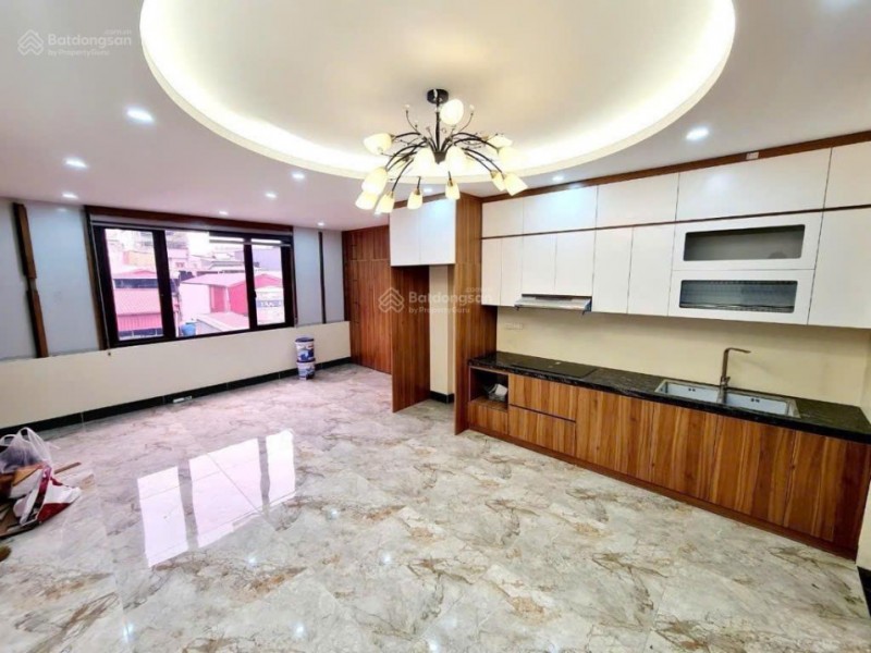 Bán nhà Đại Từ - DT 55m2 x 5 tầng, nhà đẹp, ở luôn, ngõ ôto, gần đường chính, giá 7.9 tỷ, SĐCC
