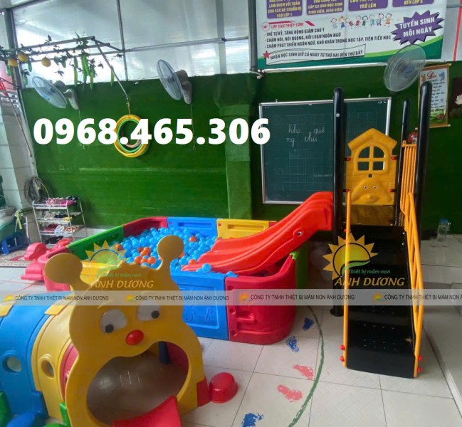 Cầu trượt trẻ em, nhà banh nhựa trẻ em nhập khẩu