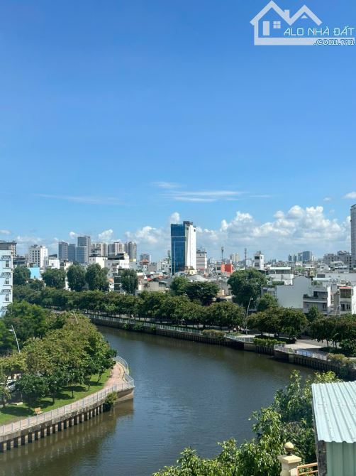 Bán Đất Vàng MT Hoàng Sa - Kỳ Đồng, phường 9, Quận 3 - DT: 21m x 46m - CN: 814m2 - Giá: 320 Tỷ